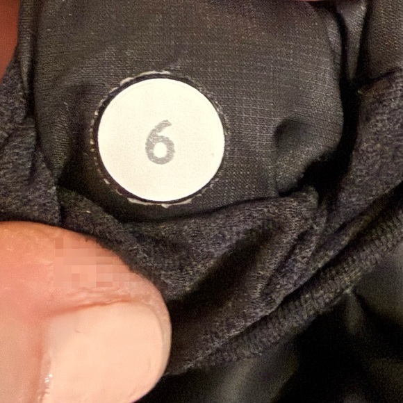 2015 Lululemon Down For A Run Jacket Coat Black Size 6 Rare Excellent Condition - Picture 11 of 11